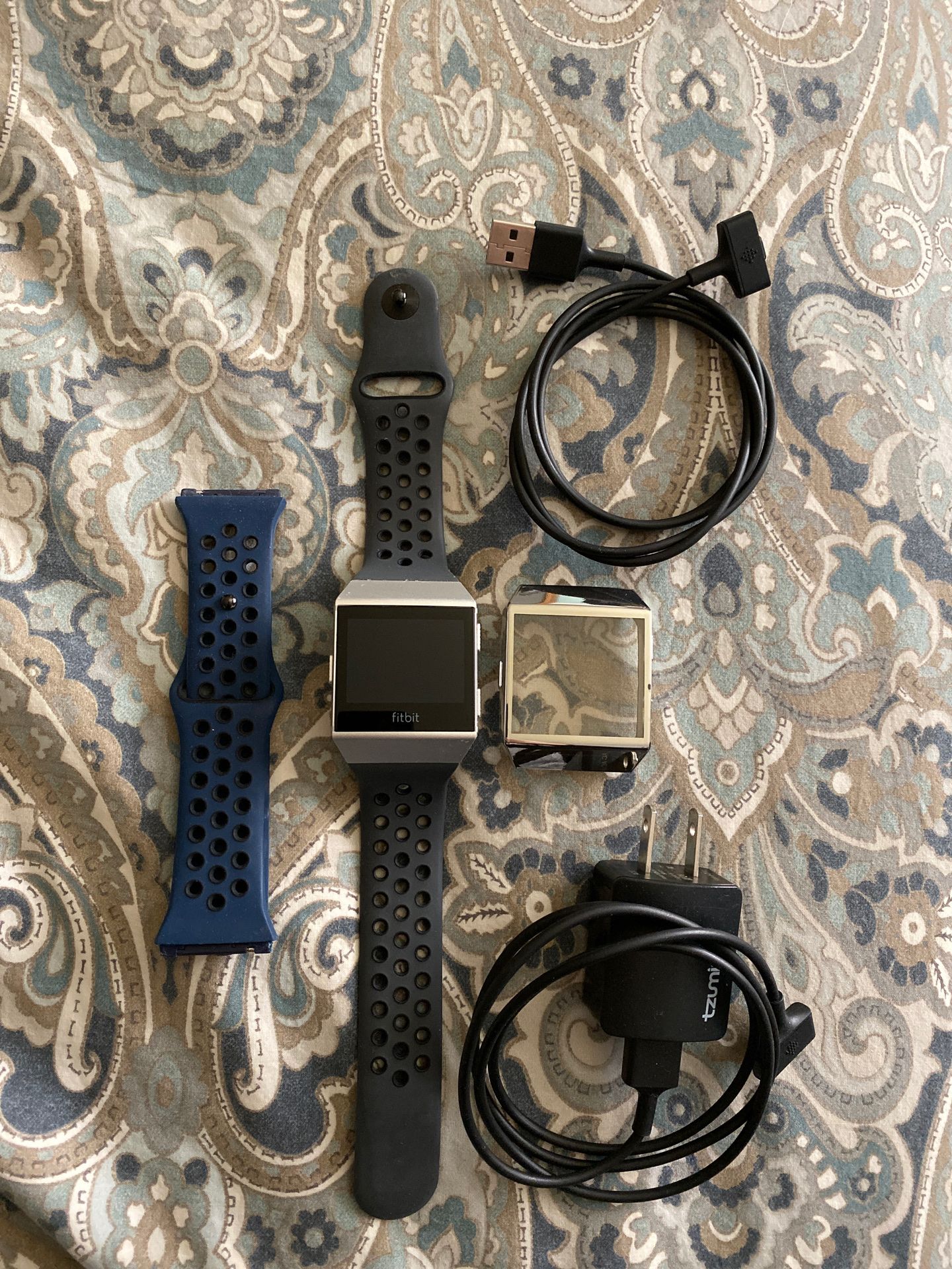 Fitbit Ionic in excellent condition