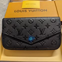 Louis Vuitton shoulder bag black.