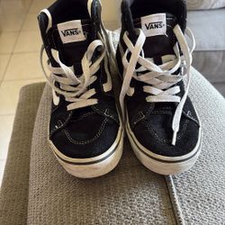 Vans Black and White Size 4.0 Youth