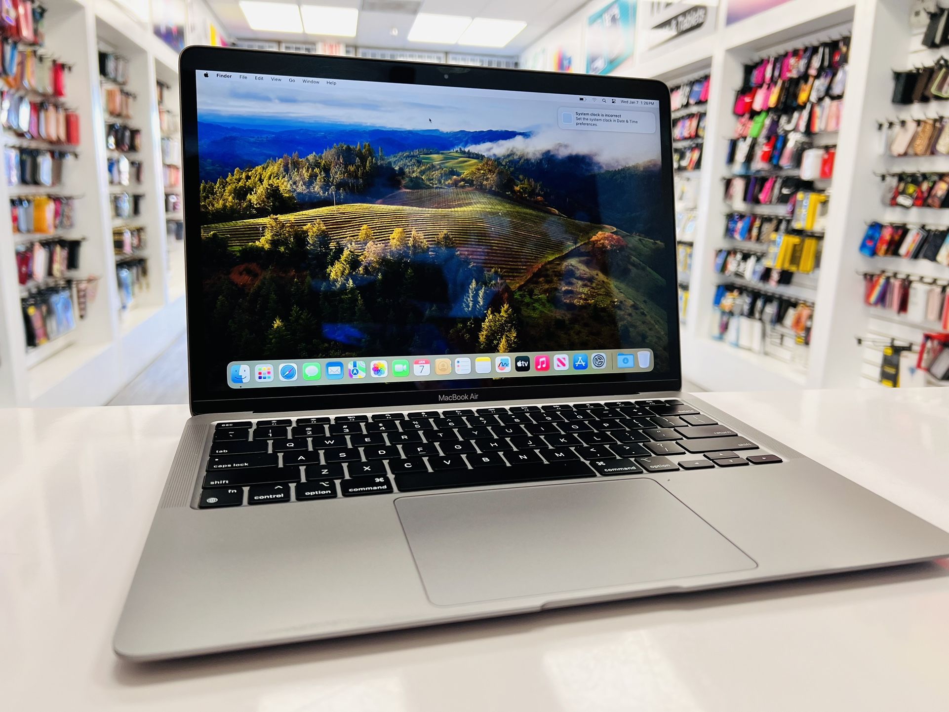 MacBook Air M1 512GB 8GB JIS配列 最大容量99% Amazon.com: Apple 2020 MacBook Air with Apple M1 Chip, 13-inch