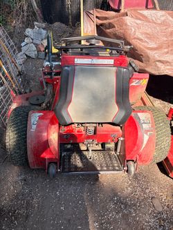 Ferris Stand On Mower ZX3 72