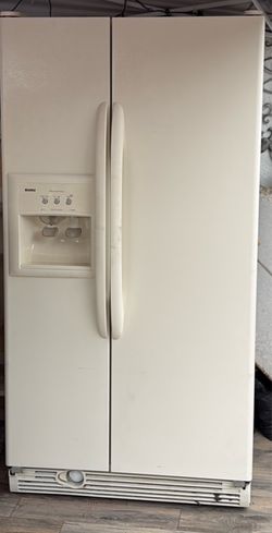 Refrigerator Kenmore