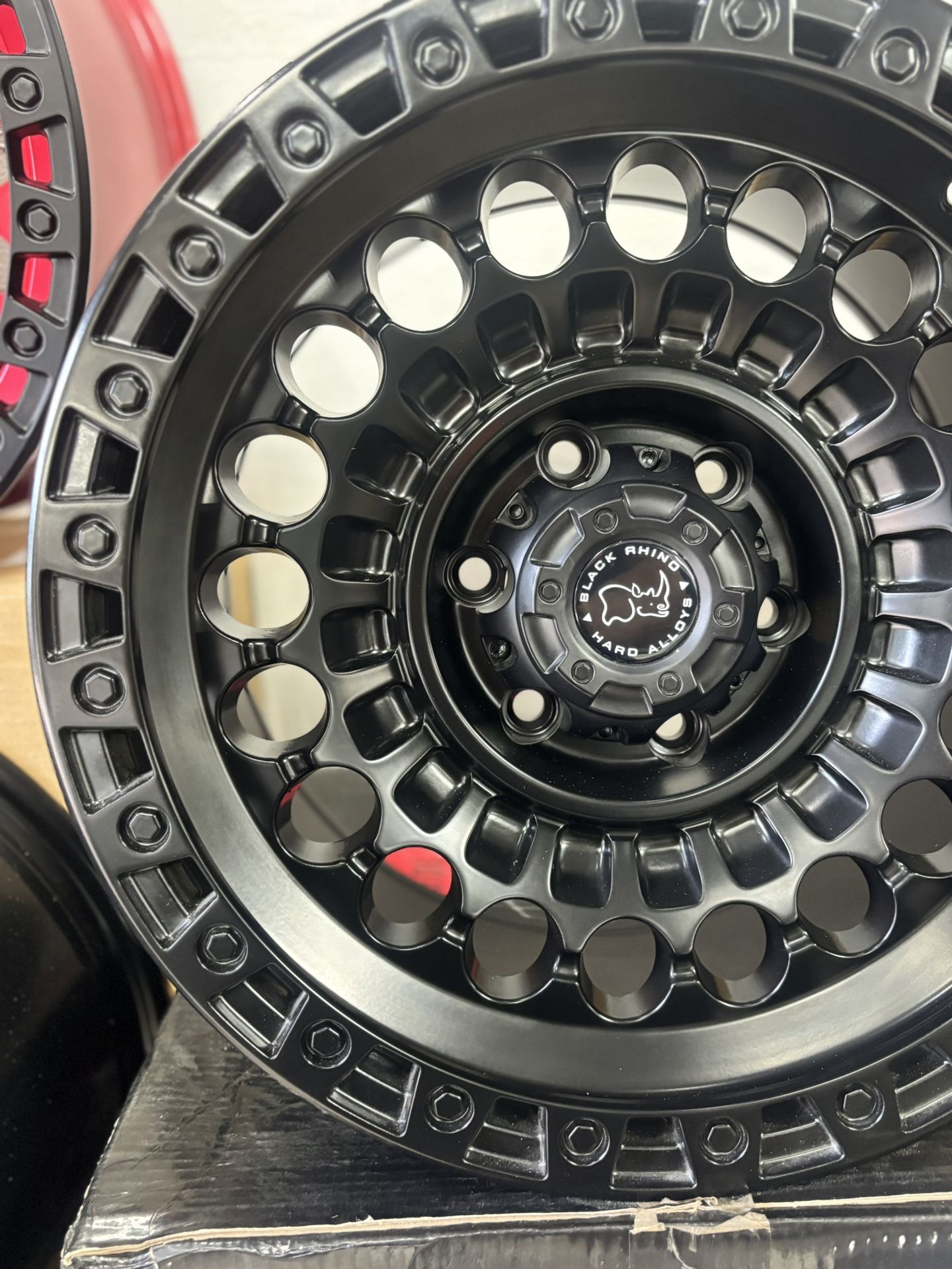 Set 4 rims black rhino 17x9 (6x5.5)