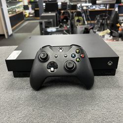 Xbox One X (844463-11)