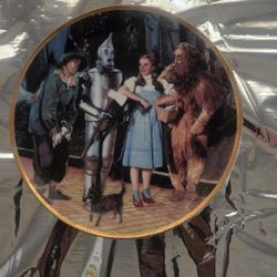 Wizard of Oz 50th Anniversary Collector Plate w/ COA/Box