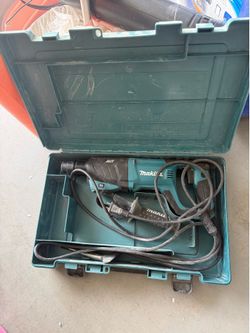 Makita combination hammer