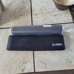 Wrist Pad And XXL Mouse Pad