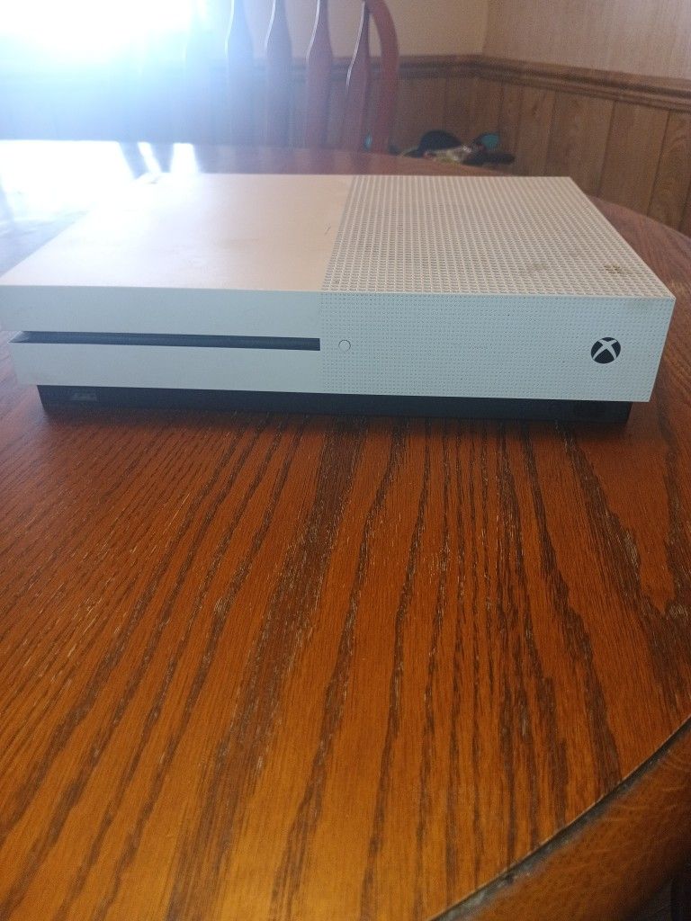 Xbox One S
