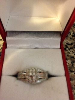 Beautiful Diamond Wedding Ring $999.