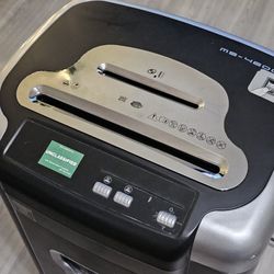 fellowes  paper shredder