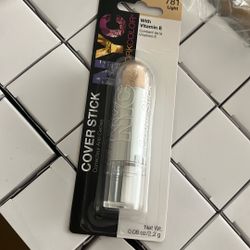 NYX Cover Stick 