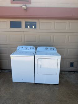 Whirlpool Washer And Dryer in good condition. Free delivery and installation