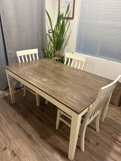 Dining Table with 3 Chairs – Farmhouse Style