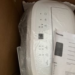 Toshiba 12,000 BTU 115 Volt Smart Portable Air Conditioner and Dehumidifier, Certified (Refurbished)