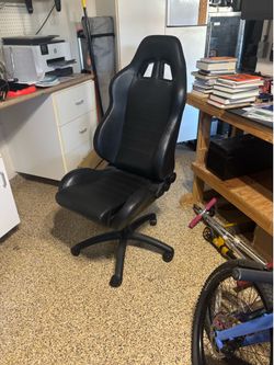 Racing Style Shop/Office Chair – Black 50$