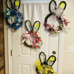 Easter Bunny Wreaths & Bunny Head Wreaths. Hurry Easter Is Arriving Fast!!