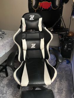 Gaming chair