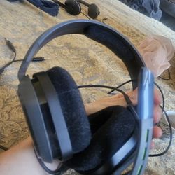 ASTRO A10 Gaming Headset – Black/Green