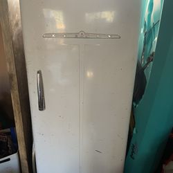 Vintage Gibson Fridge