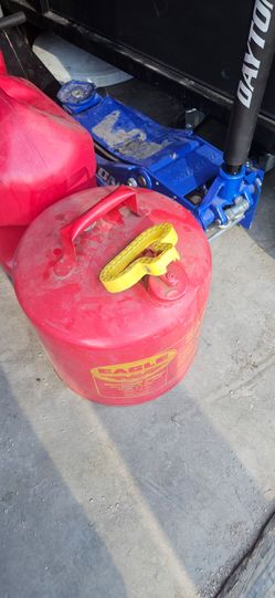 5 gallon gas can