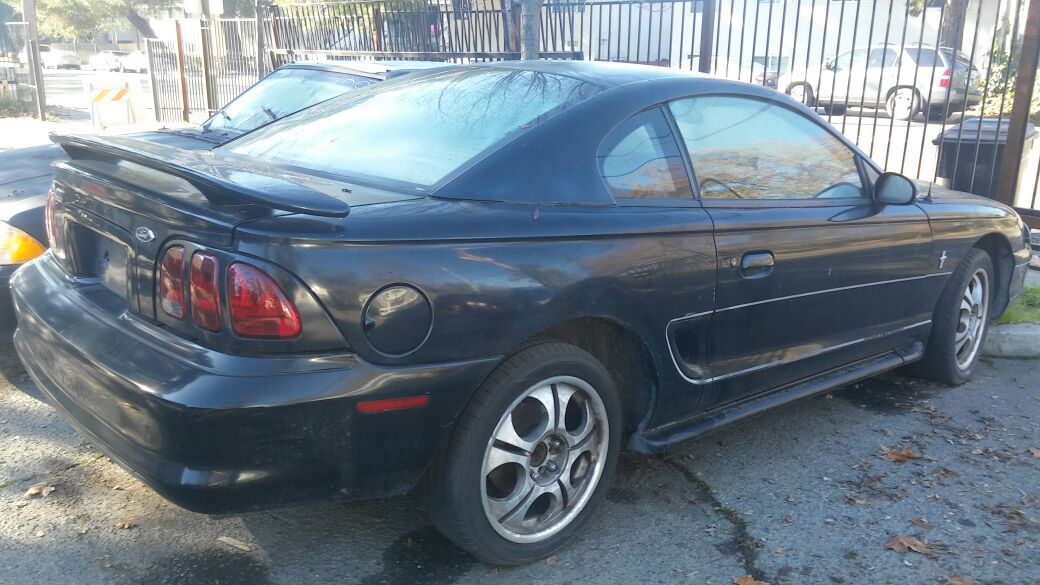 1998 Ford Mustang