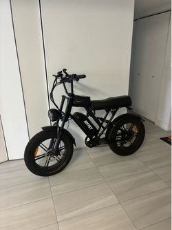 Upgraded AMYET G60 ebike. 2077 miles. Good condition