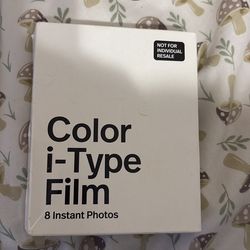 New Sealed Polaroid Color i-Type Film 8 film