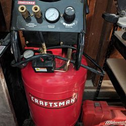 Craftsman 20 Gallon Compressor 