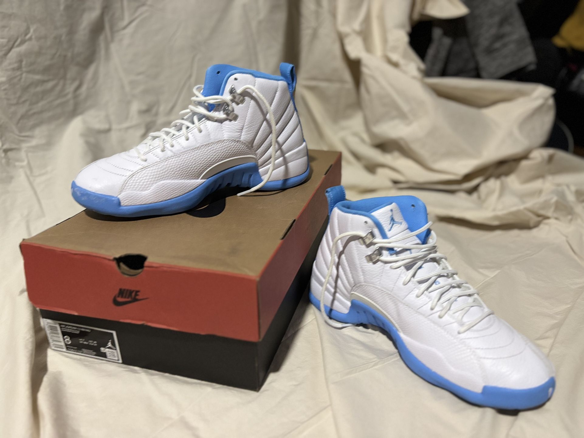 Air Jordan 12 Retro White/University Blue