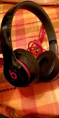 Beats Solo Wireless