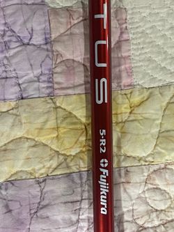 Titleist red Ventus velecore 5-R2 shaft