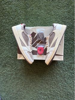 Travis Scott Jordan 1 “Reverse Mocha”