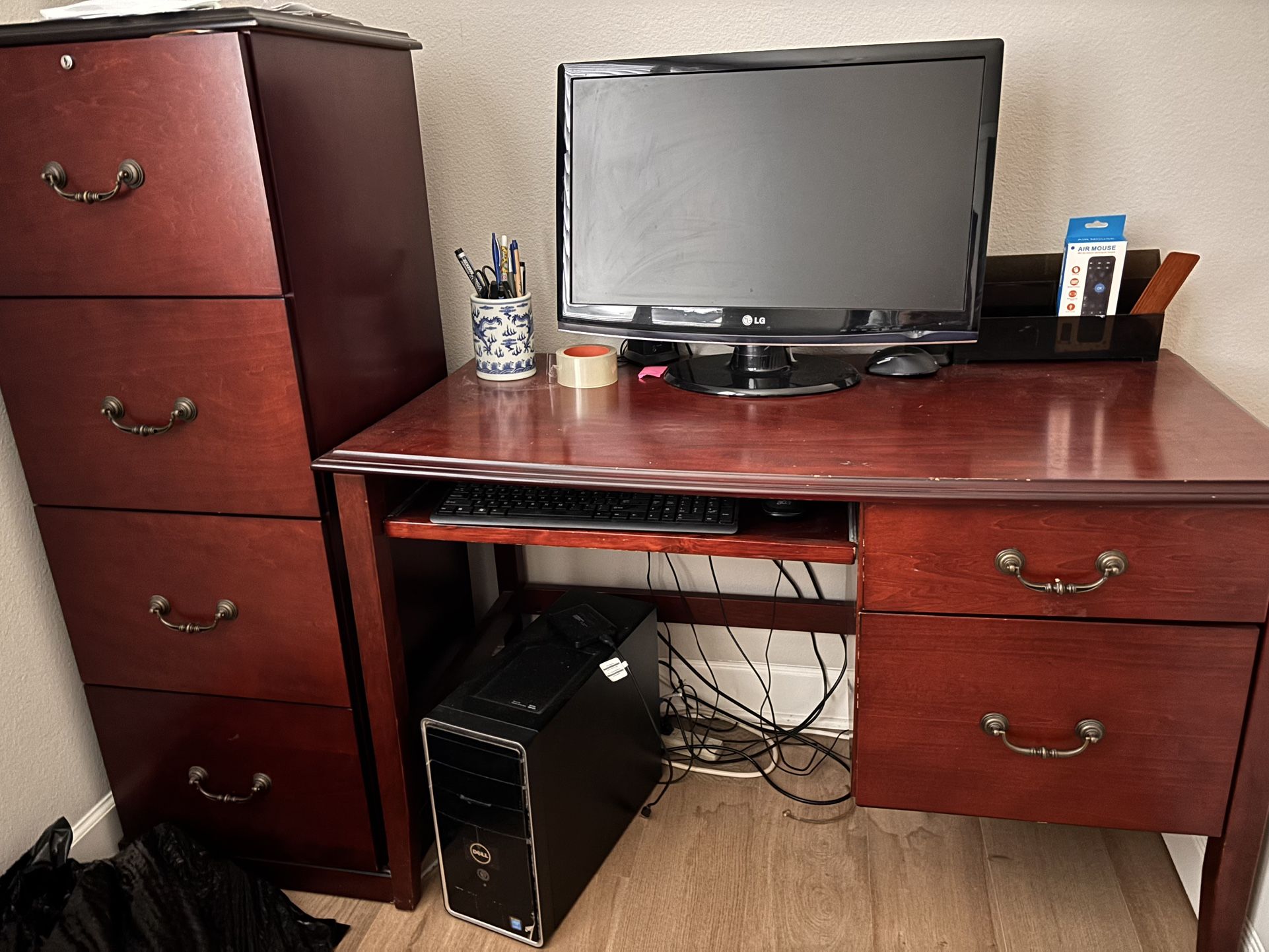 Free Desk