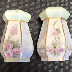 Vintage Hand-painted Salt And Pepper Shakers 