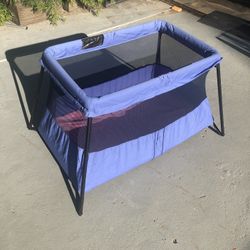 Baby Bjorn Travel Crib