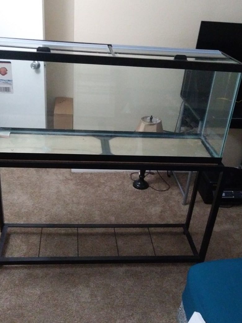 55 Gallon aquarium Tank And Stand