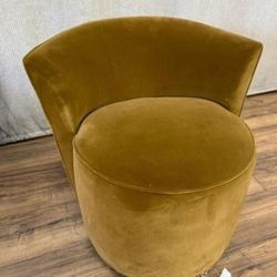 Velvet Curved Chair