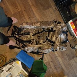 Cabela's Multi-Day Hunting Pack - TrueTimber Strata