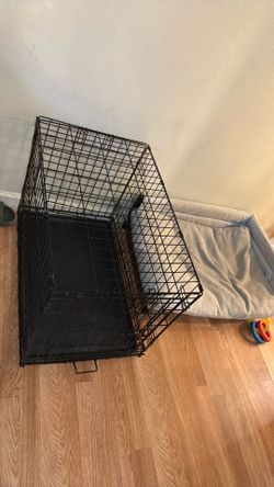 Dog crate $30