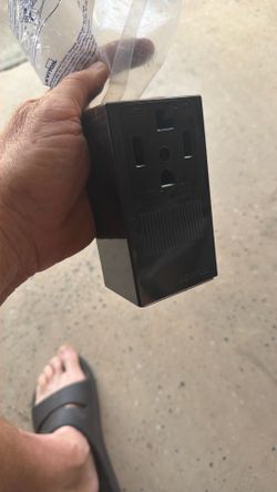 I Have A Levitation Surface Mount Outlet 30 Amp- 125/250V