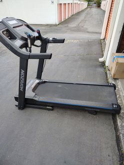 Horizon 7.0 AT treadmill