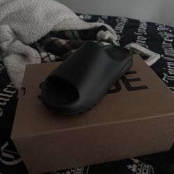 yeezy slide