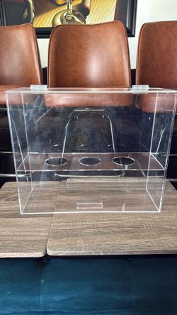 Acrylic waffle cone holder