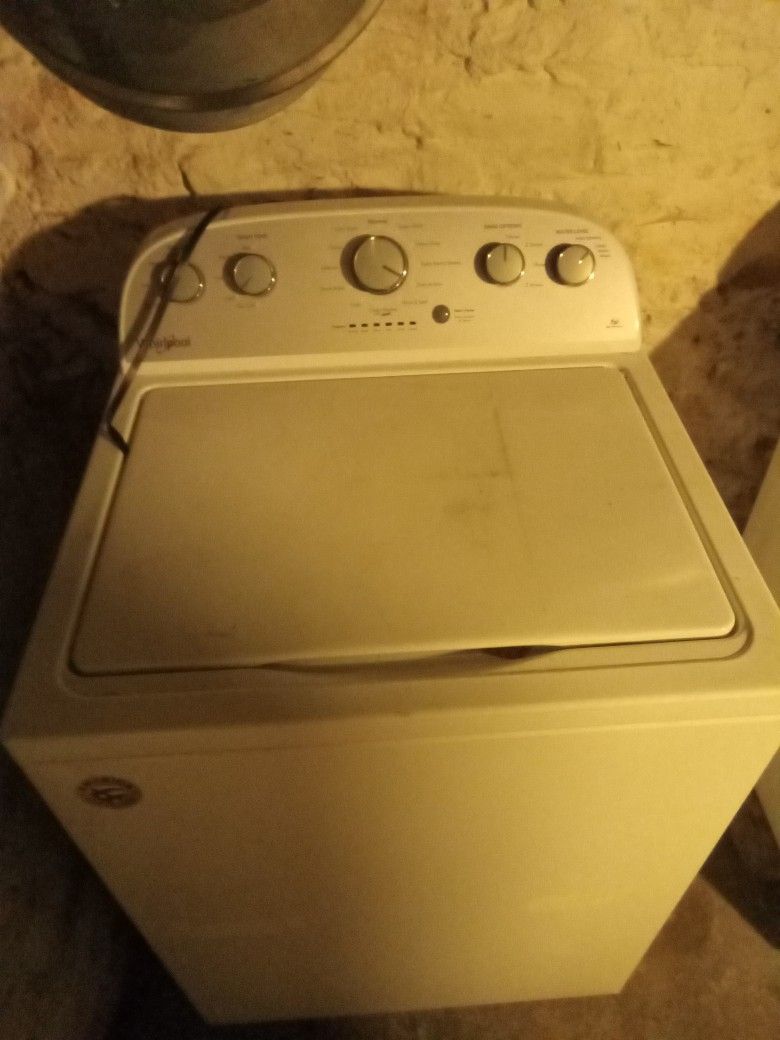 Whirlpool Washer Dryer Set