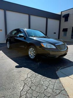 2011 Chrysler 200