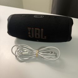 JBL Charge 5 Portable Bluetooth Speaker 