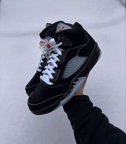 Jordan 5’s Metallic