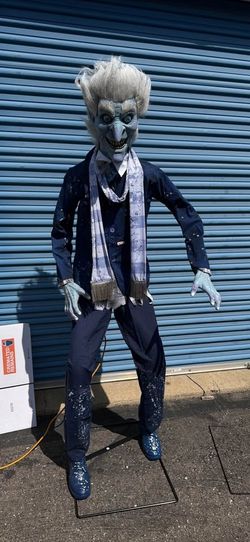 Life-Size Halloween Ghoul Animatronic Decoration