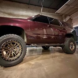 Tahoe. Yukon. Lift Kits Wheels Tires Installations.