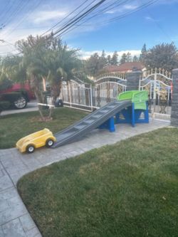 The Step2 Up & Down Roller Coaster